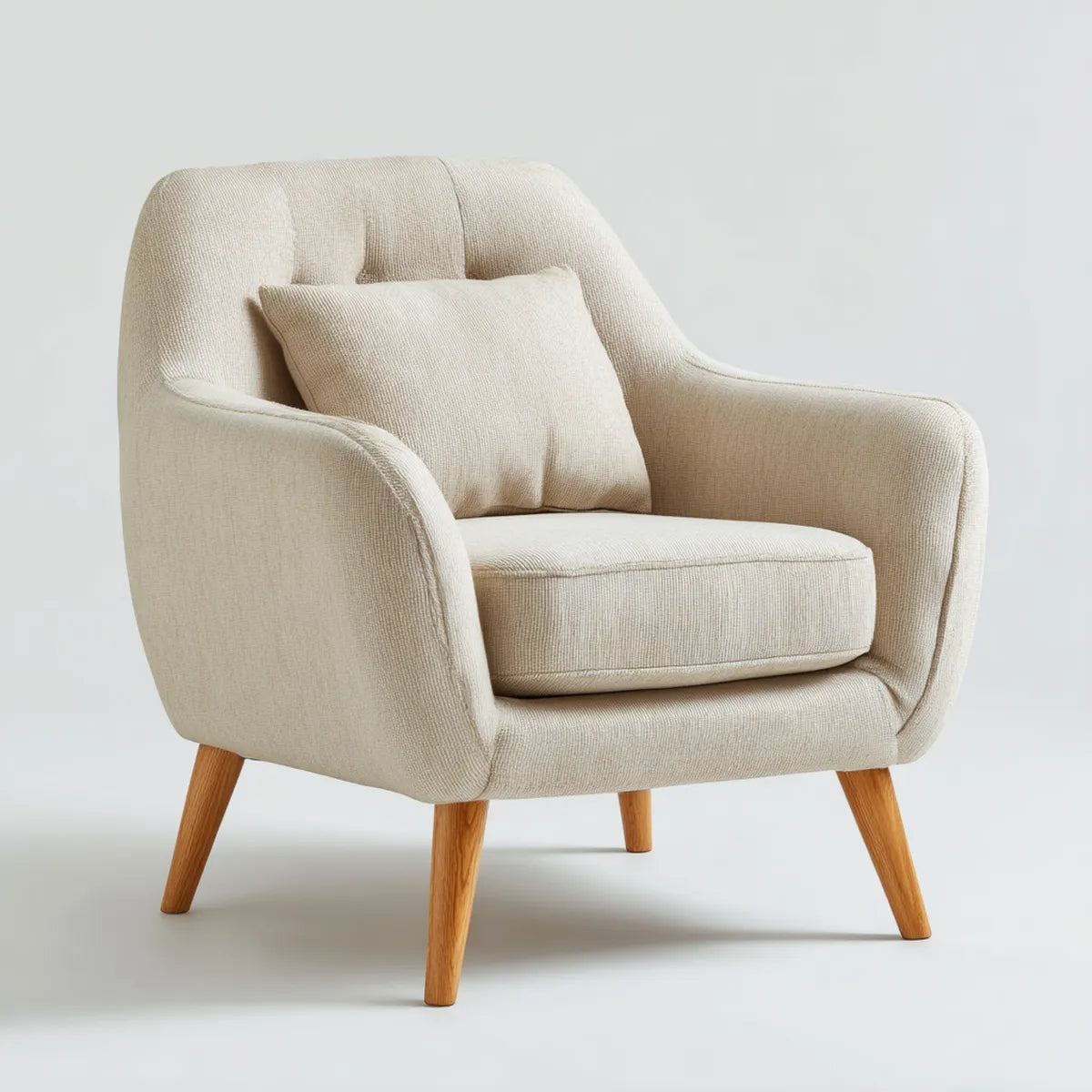 Poltrona da soggiorno beige 78 x 82 x 92 cm in poliestere con gambe in legno massello